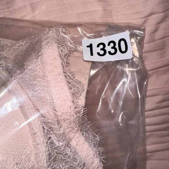 Victoria's Secret VERY SEXY High-neck Lace-up Push-Up Bra Pink Sexy 34D #1330 - Picture 10 of 10